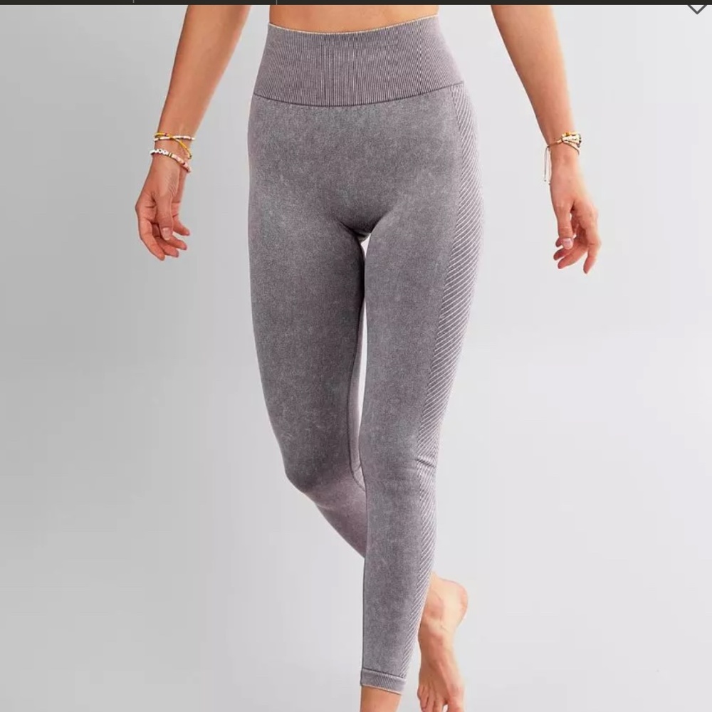 Mono B Butt Sculpting Washed Stretch High-Waist Seamless Legging - Small